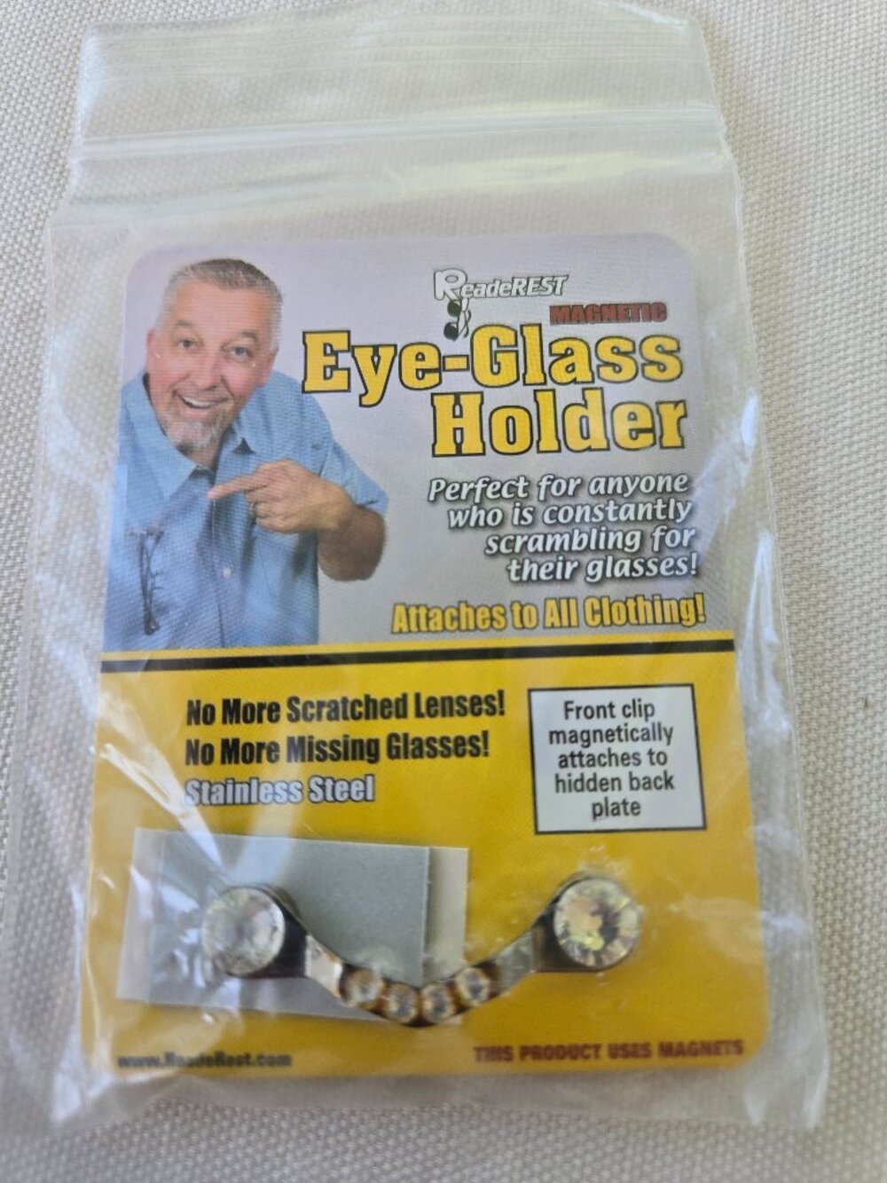 Rhinestone Crystal Magnetic Silver Tone metal Eye Glass Holder New ReadeREST